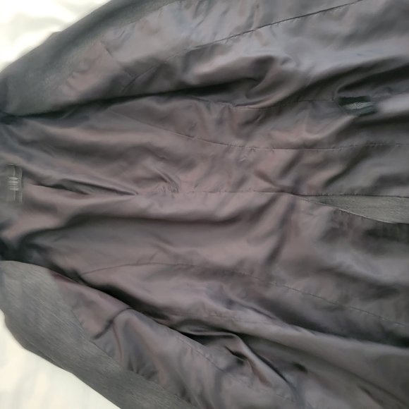 Dark grey suit sz 2 - Picture 3 of 4